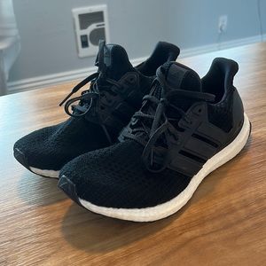 Adidas Ultraboost 2018 - Womens SZ 8